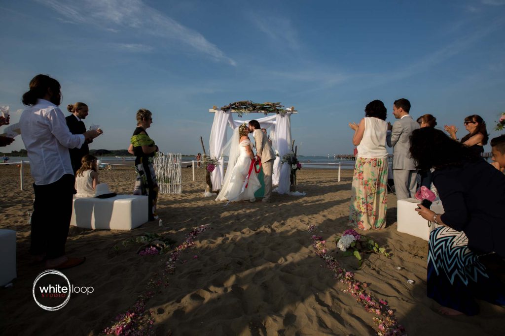 Gloria and Davide, Ceremony on the beach, Lignano Sabbiadoro, Italy